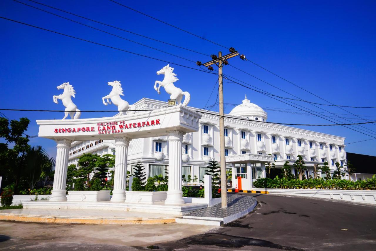 Singapore City Hotel Batu Bara Sungaibalai Bagian luar foto