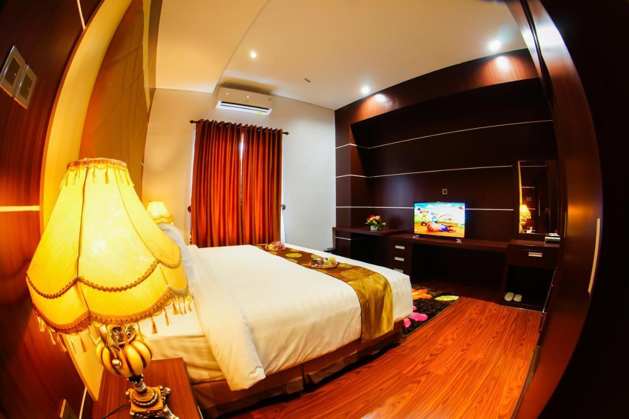 Singapore City Hotel Batu Bara Sungaibalai Bagian luar foto