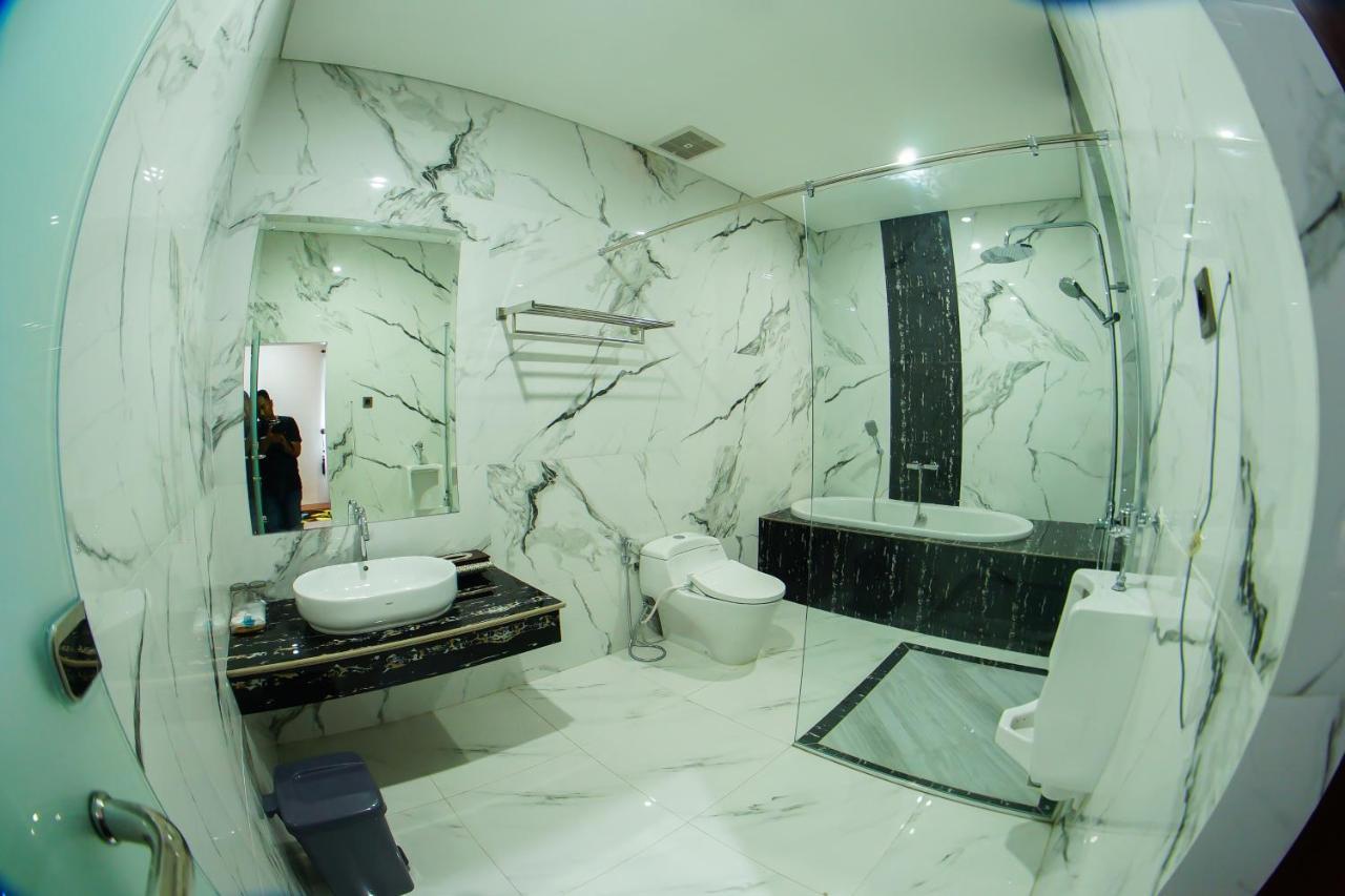 Singapore City Hotel Batu Bara Sungaibalai Bagian luar foto